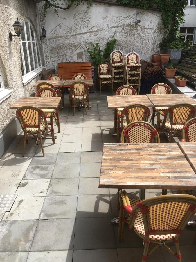 Zunfthaus Zur Rebleuten Chur Buitenkant foto