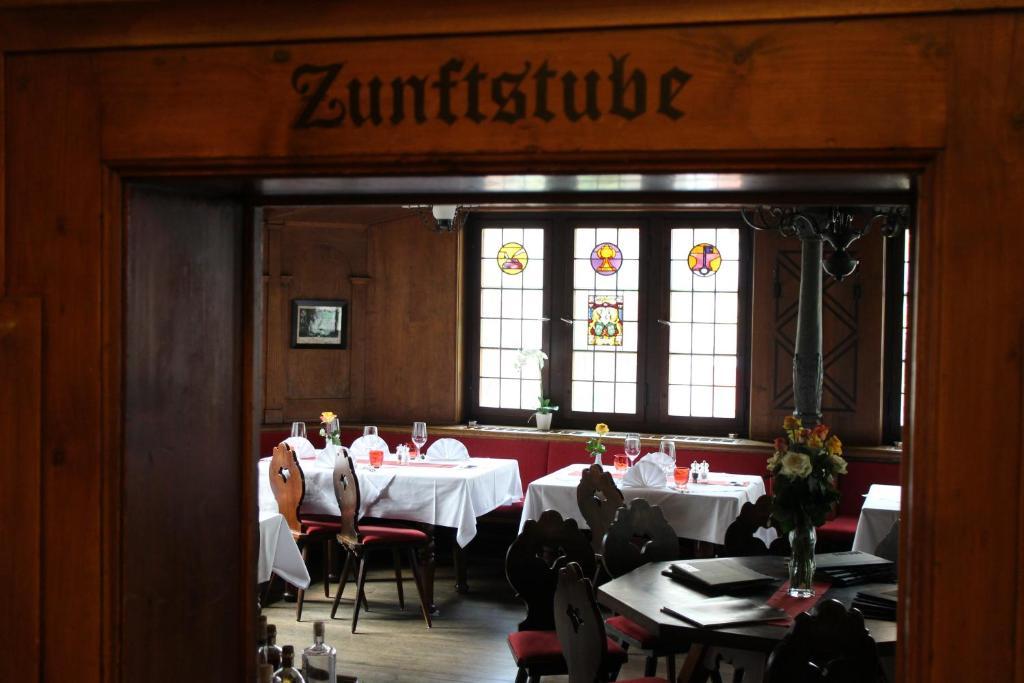 Zunfthaus Zur Rebleuten Chur Buitenkant foto