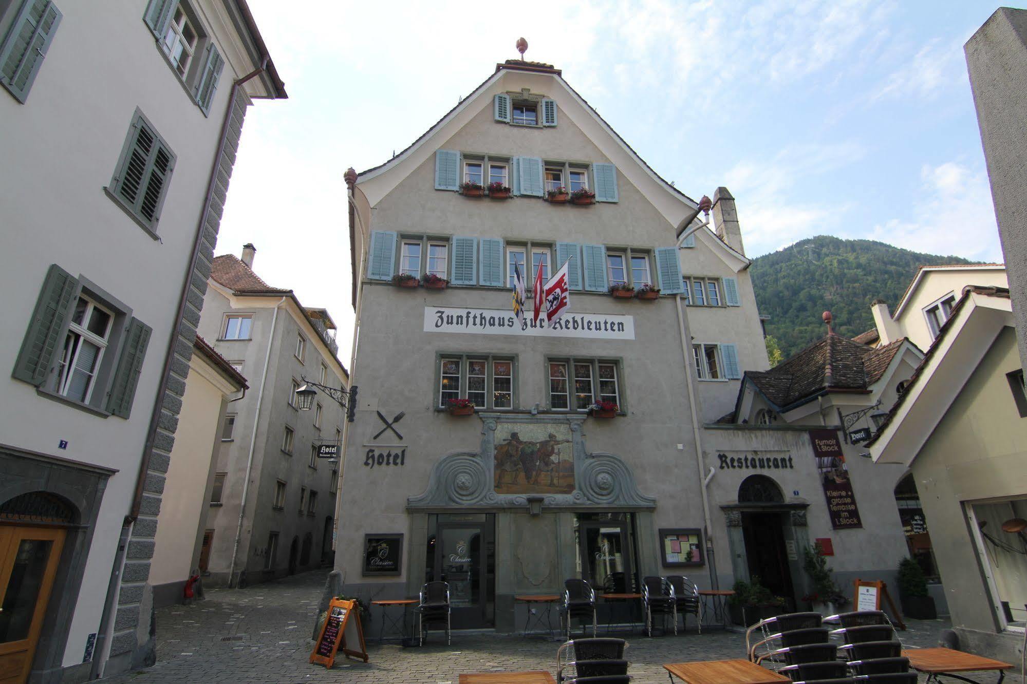 Zunfthaus Zur Rebleuten Chur Buitenkant foto