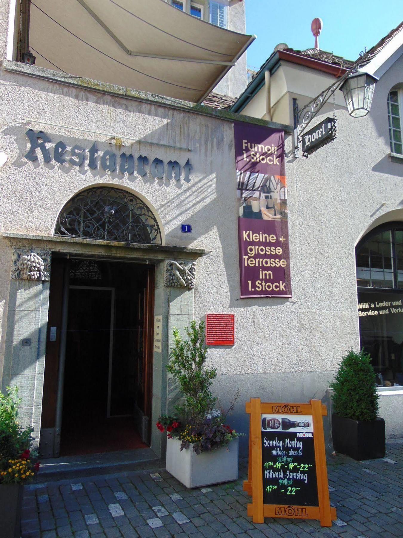 Zunfthaus Zur Rebleuten Chur Buitenkant foto